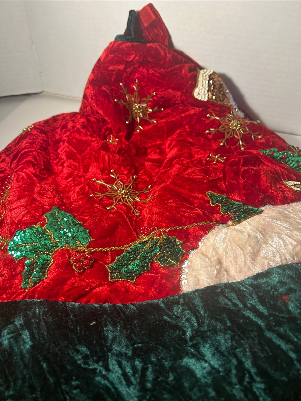 Embroidered Velvet Holiday Tree Skirt in Red & Green Extra Large